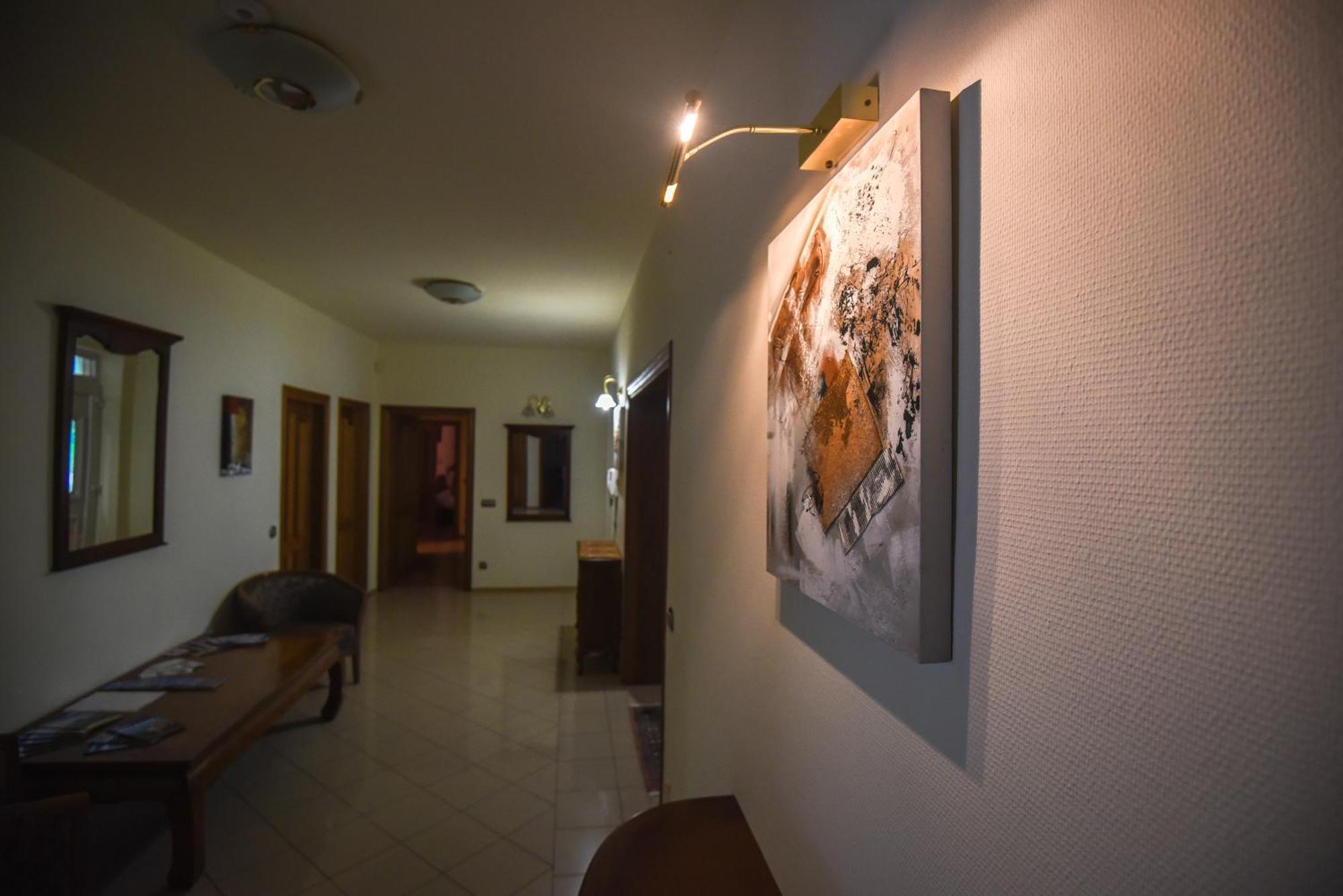 Amore Apartmanhaz Siófok Zewnętrze zdjęcie