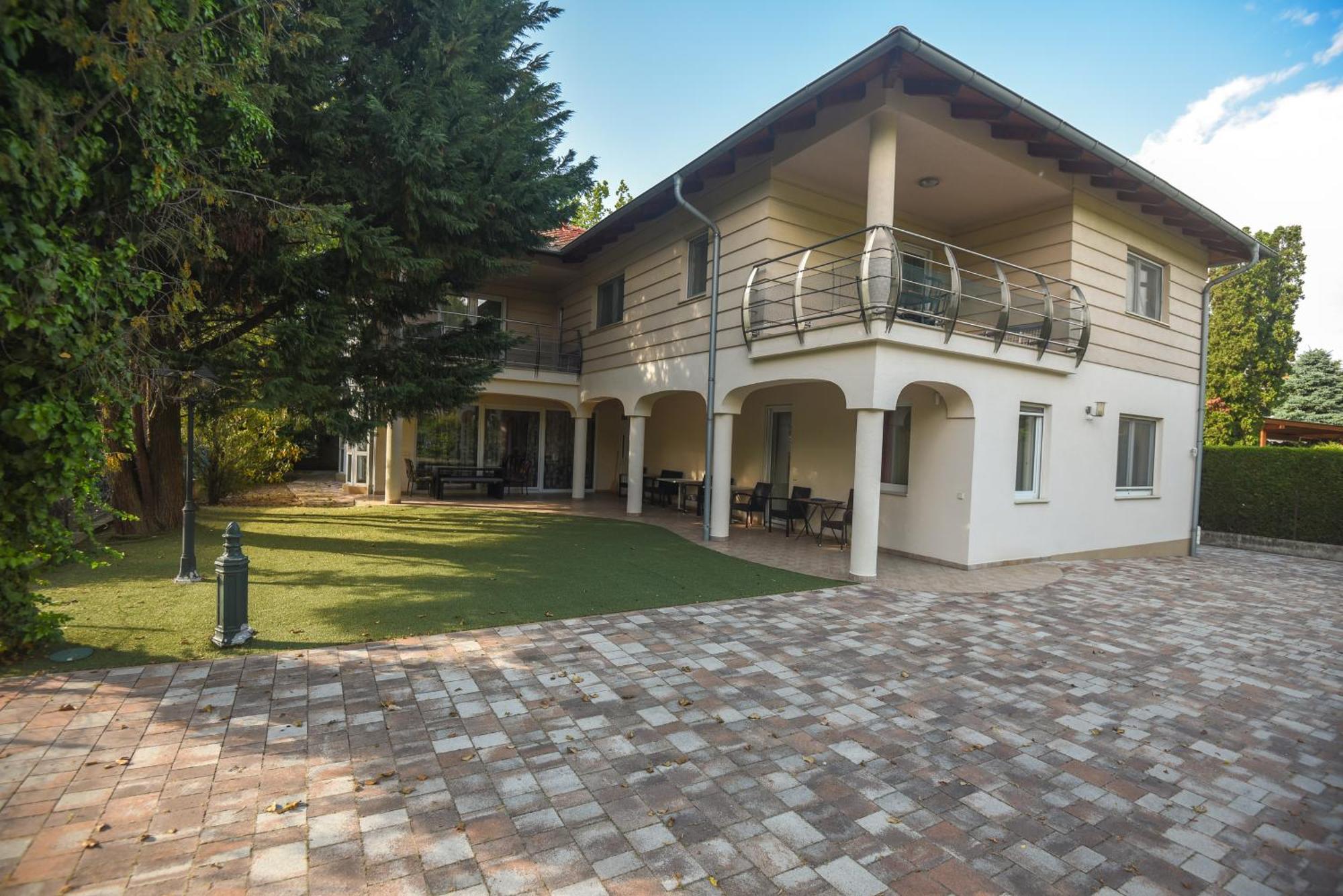 Amore Apartmanhaz Siófok Zewnętrze zdjęcie