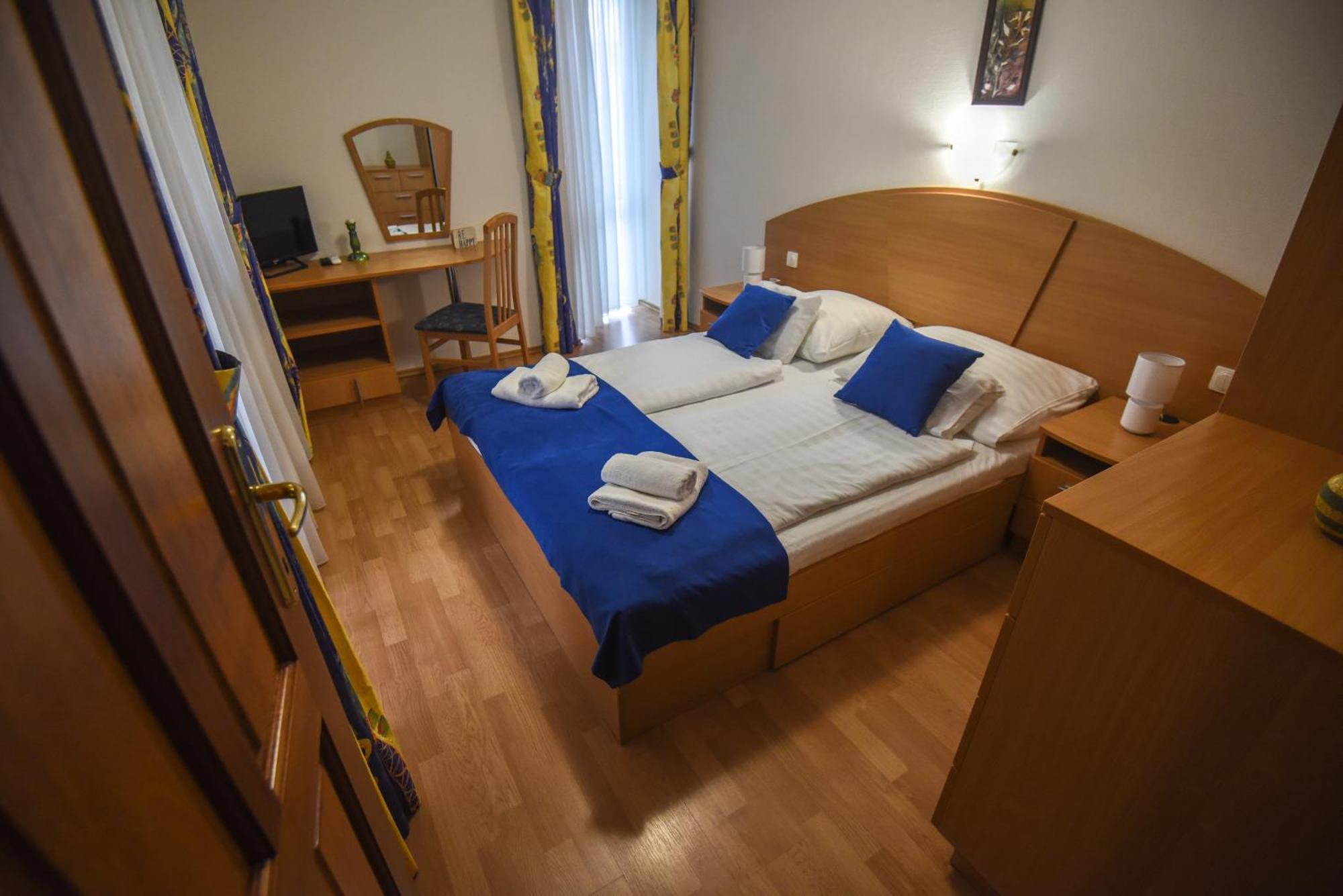 Amore Apartmanhaz Siófok Zewnętrze zdjęcie